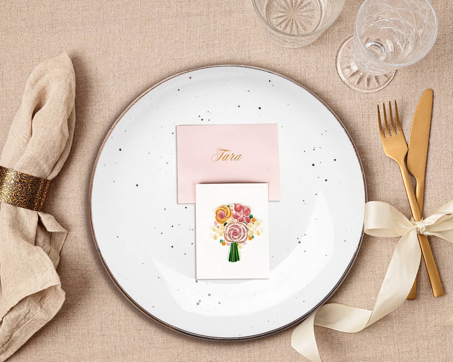 Quilled Gift Enclosure, "Flower Bouquet"