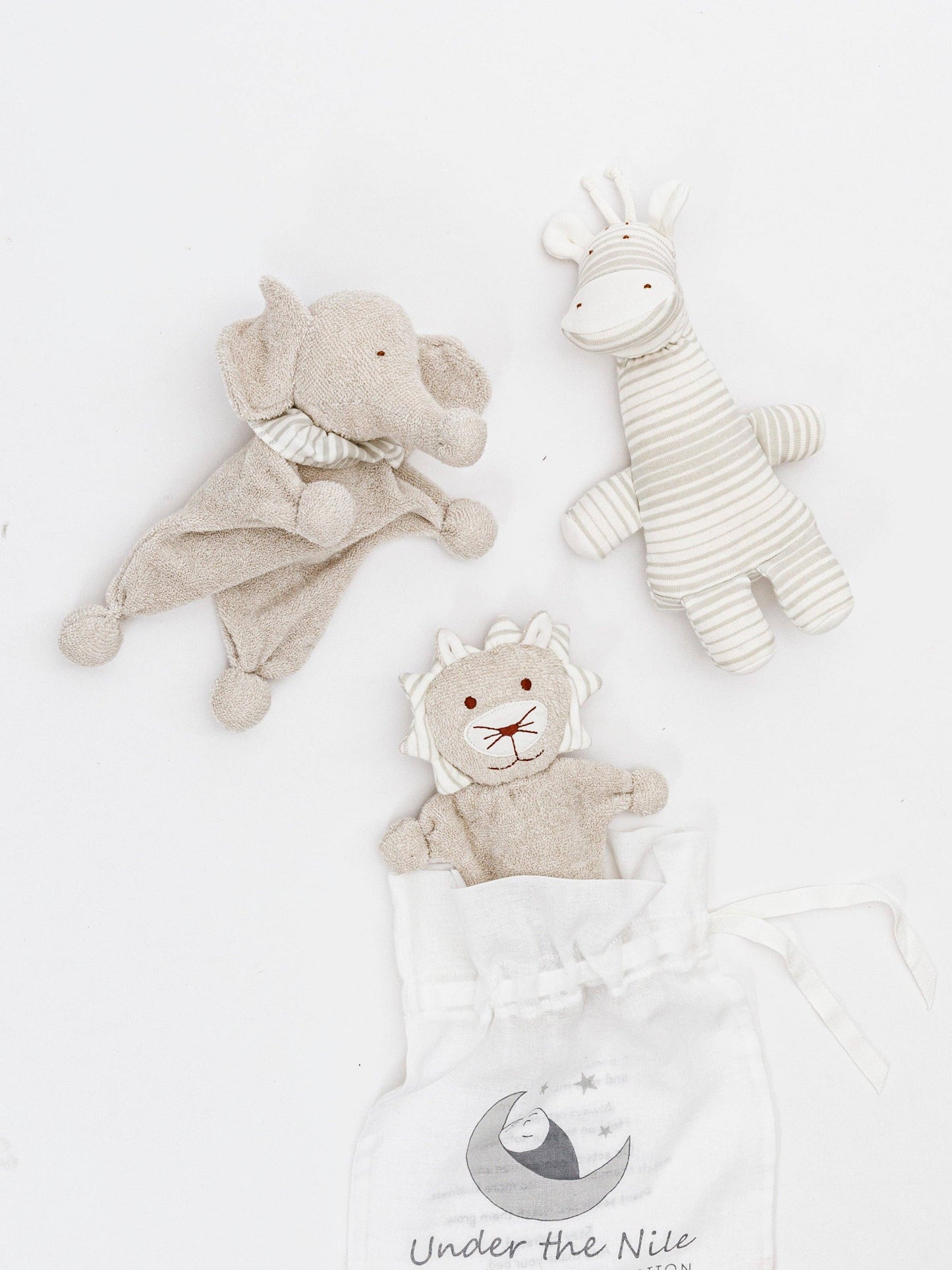 Organic Lovey, "Ollie the Giraffe"