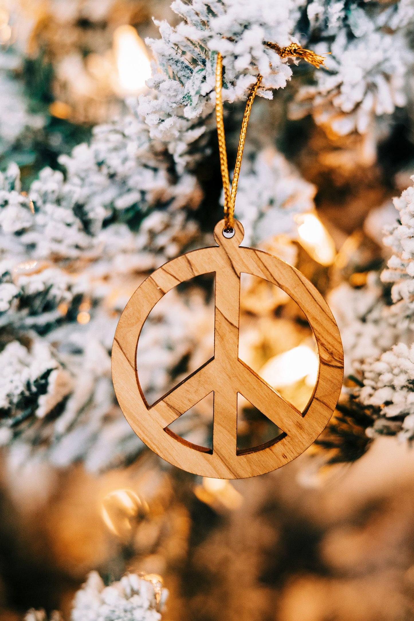 Ornament peace sign M/5 olive wood 2.5D nat