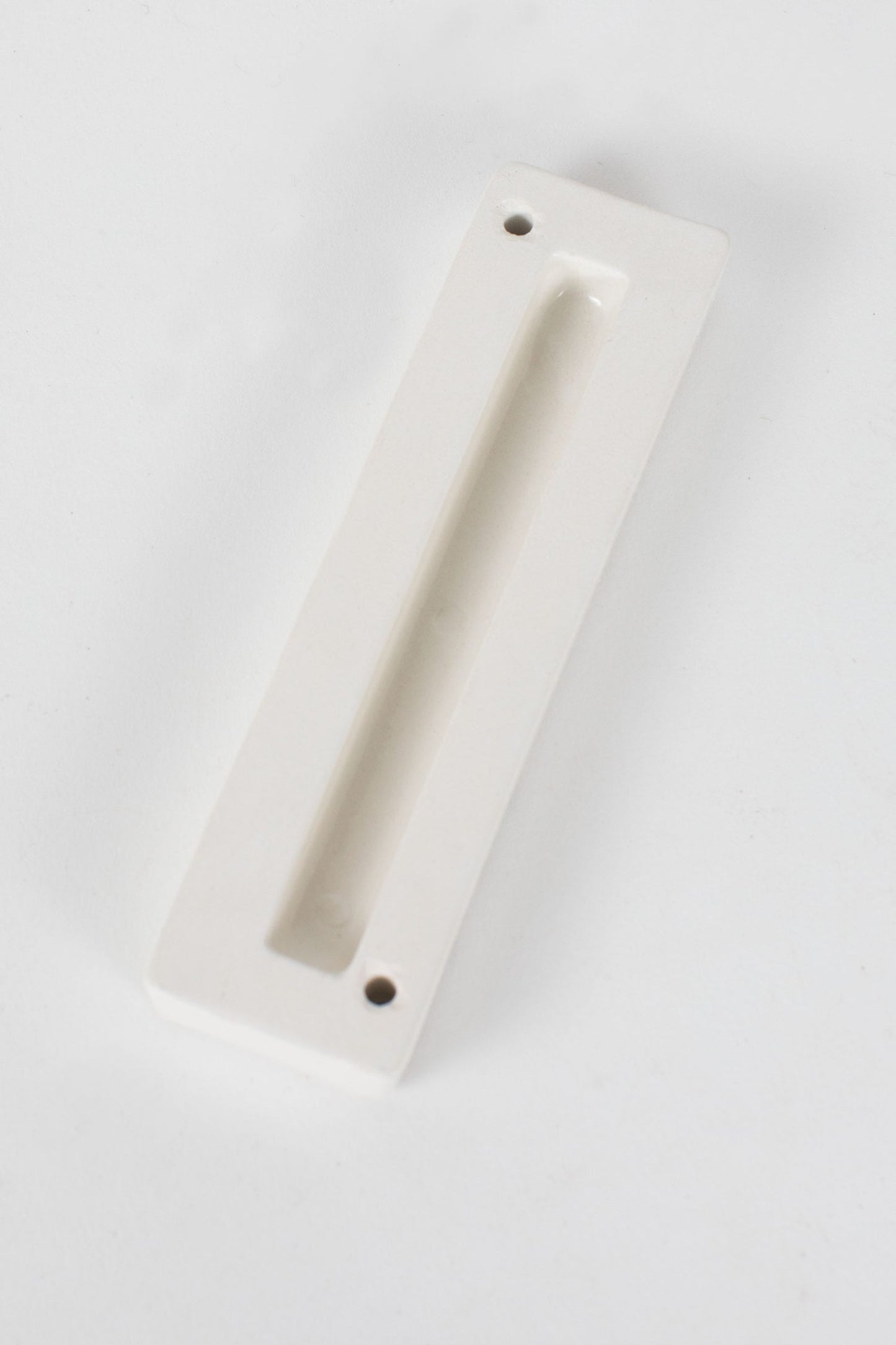 Wall hanging mezuzah ceramic 1.25x5 navy/white