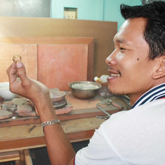 Ring cuff bombshell brass .5W br