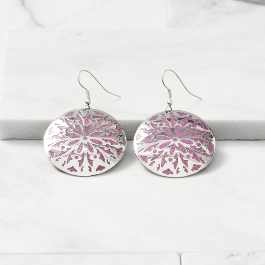 Earrings disc etched mtl/stn 2L silv/prpl