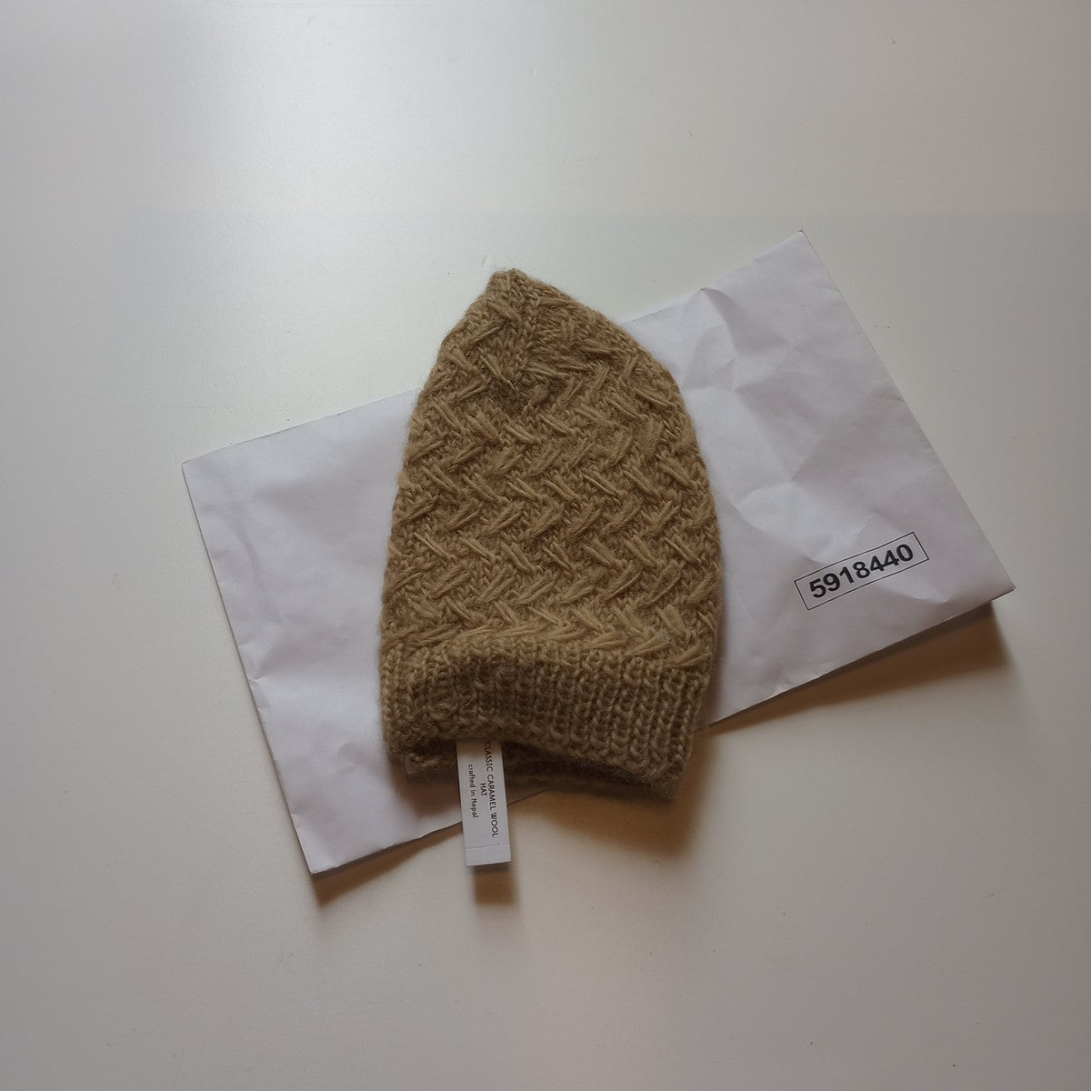 Hat zig zag pattern knit wool 9Dx9H camel