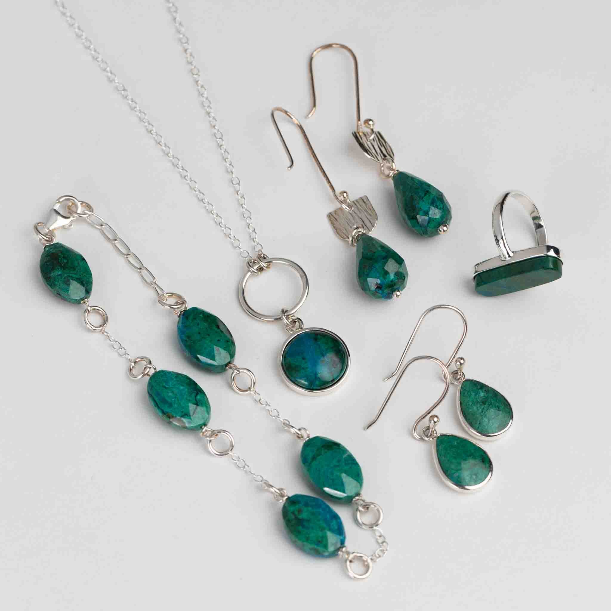 Isla Juntos Silver Pendant Necklace - Default Title (6109600)