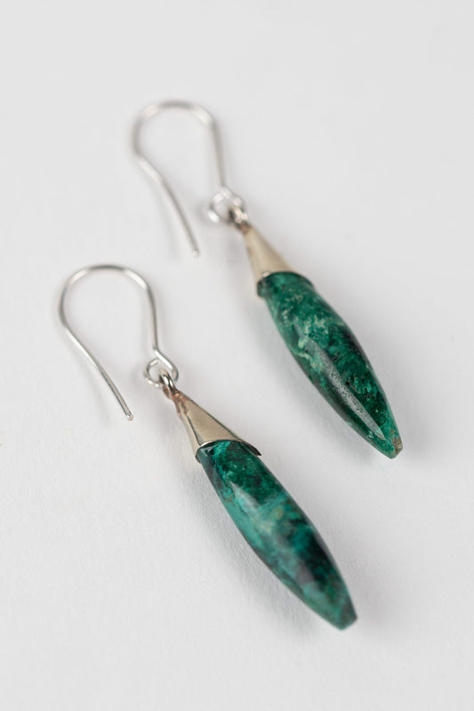 Earrings long oval sodalite/alpaca 2L green/silv