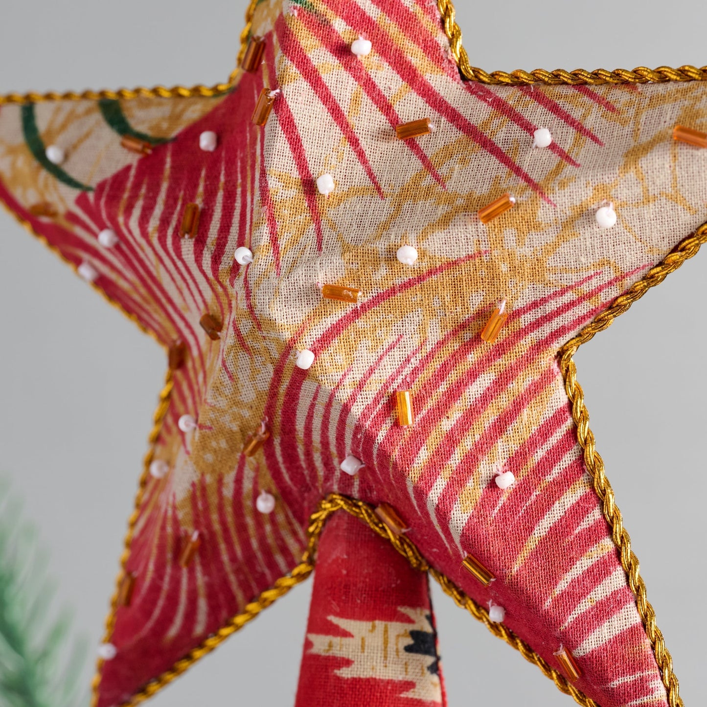 Tree topper 3D star paper/sari 6Wx10.5 asst/gold
