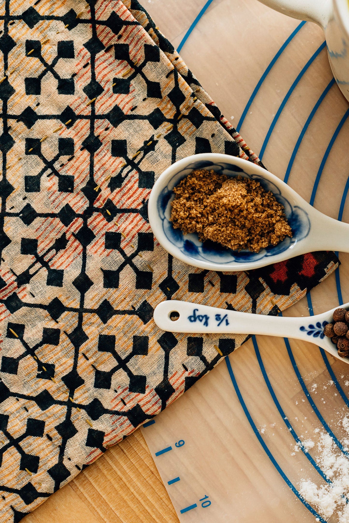 Napkin stitched sari M/4 cotton 18sq asst