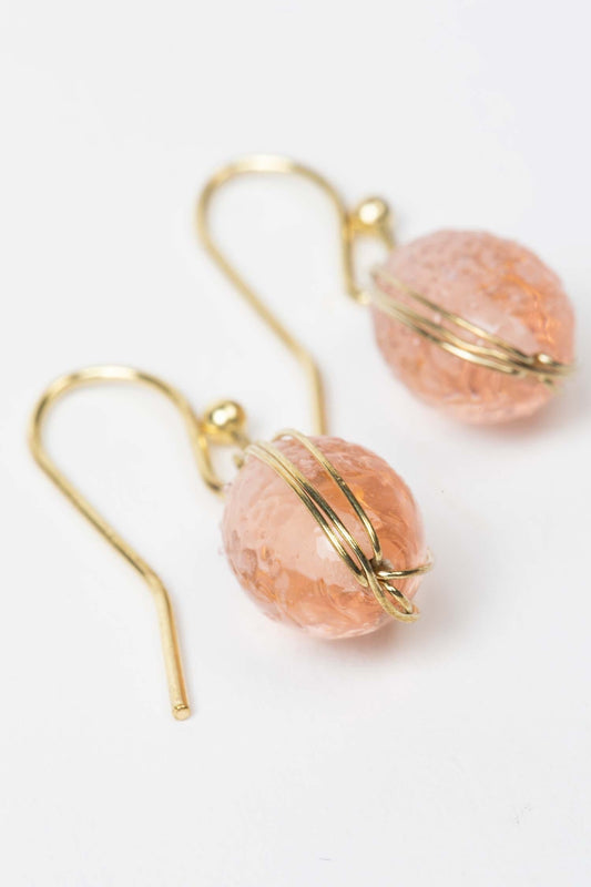 Earrings wire wrap glass/br 1L pink/gold