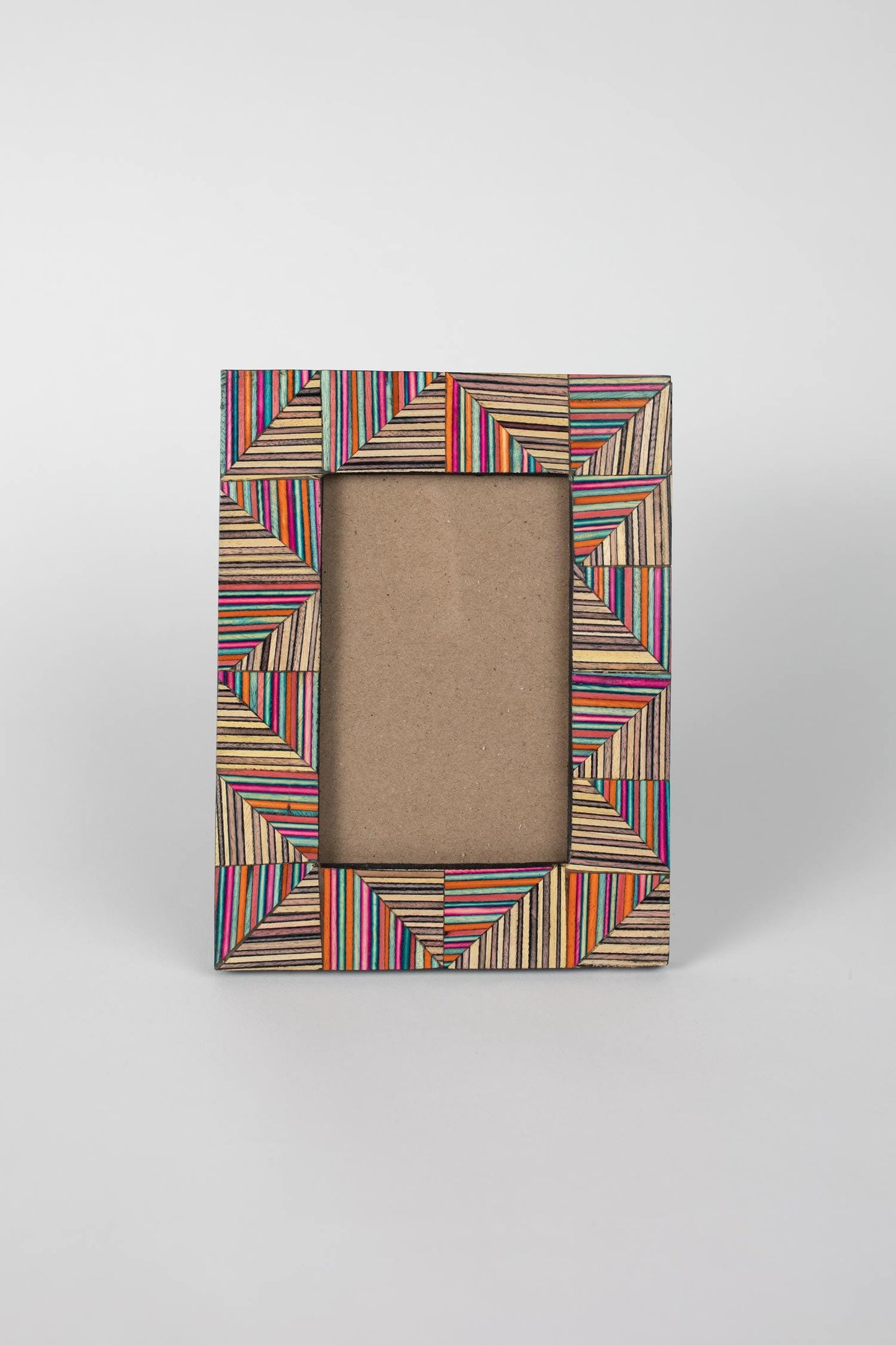 Frame mini stripe tiles f/4x6 wood 6.5x8.5 multi
