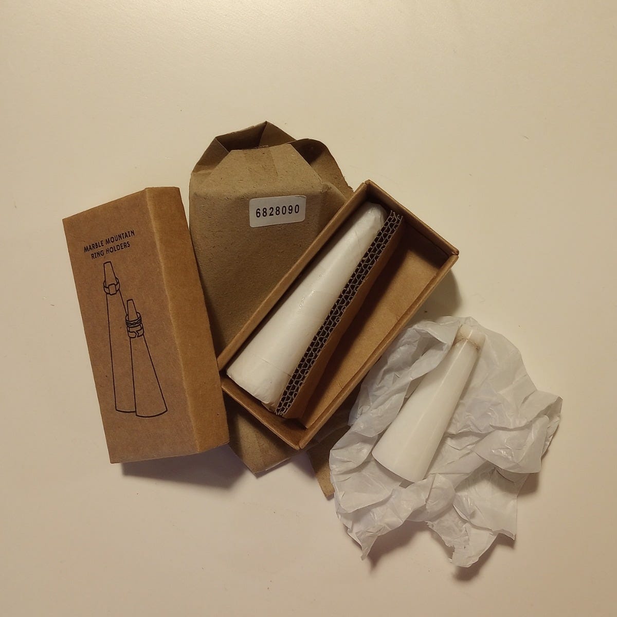 Ring holders cones s/2 marble 3H/4H white