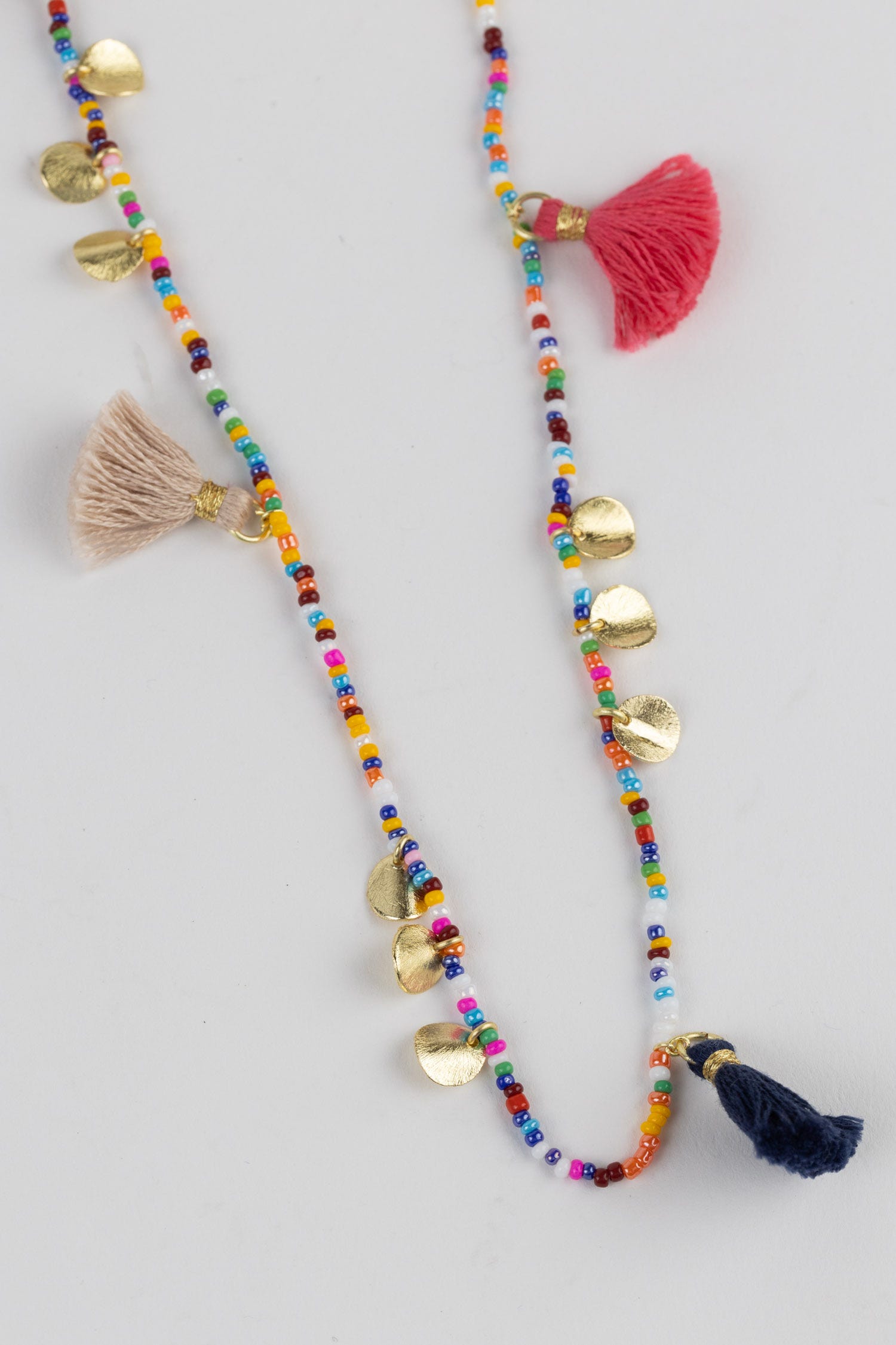 Necklace bead/disc/tassels glass/string 34L multi
