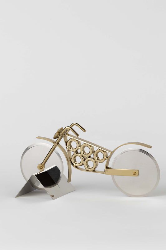 Pizza cutter motorcycle w/stand 9Lx4H silver/gold