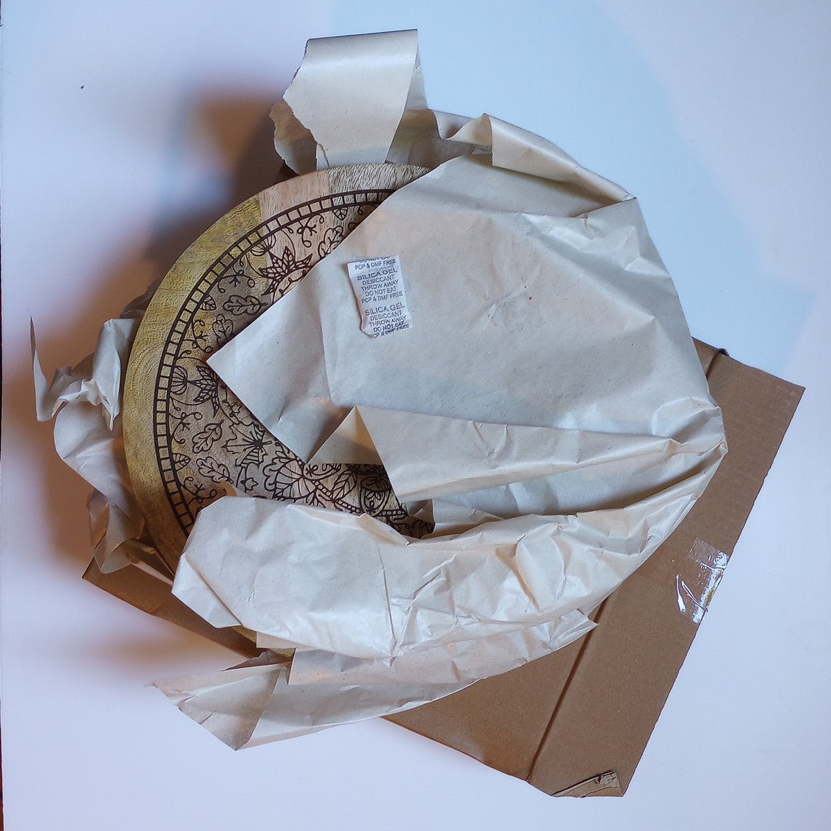 Lazy Susan lasered mandala mango wd 12Dx2 brn