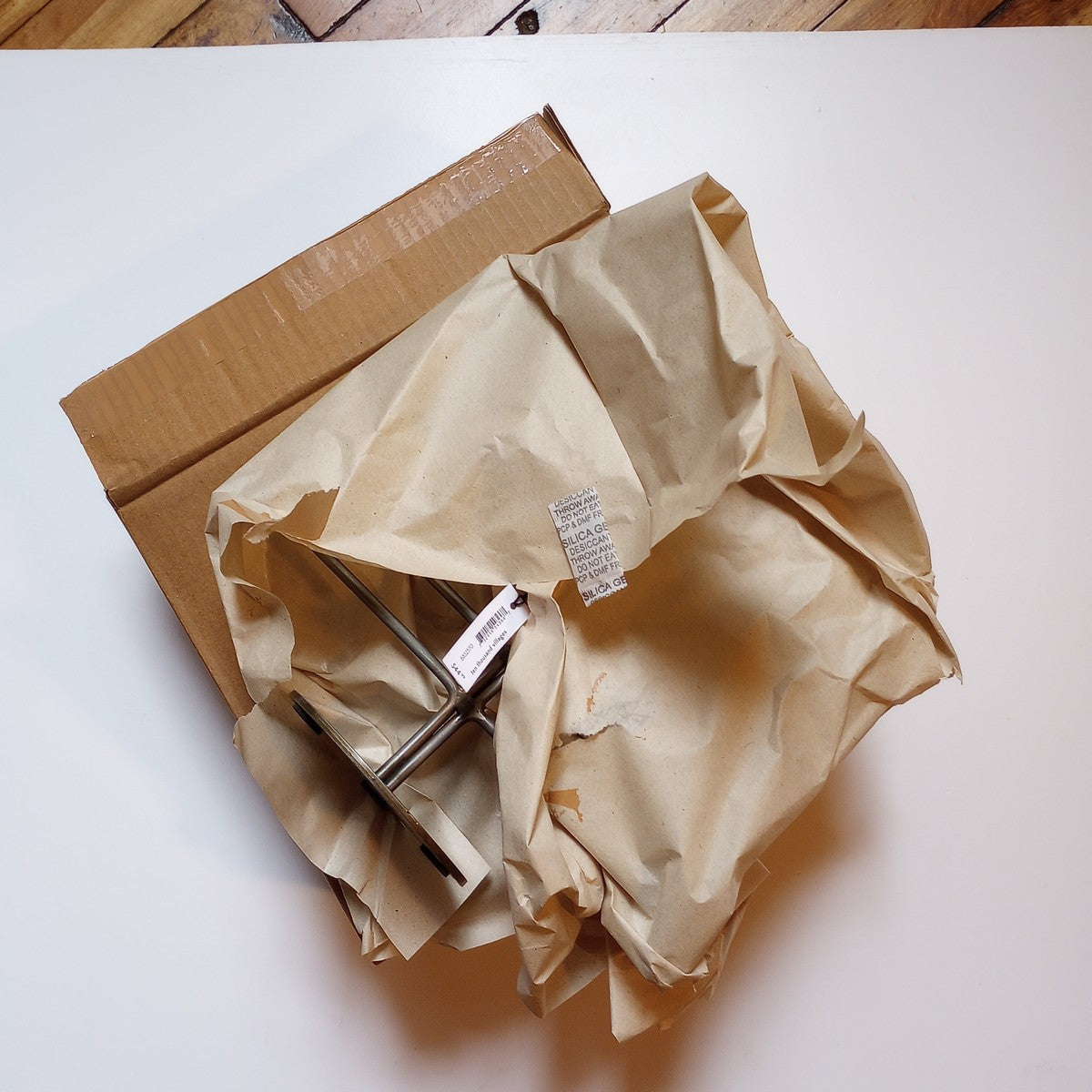 Menorah twisted iron 10.5Wx9H black/silver