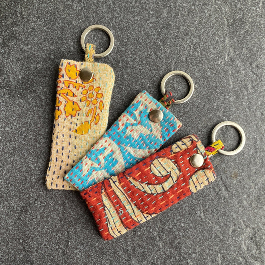 Lip balm holder keychain M/3 cotton/brass 5L asst