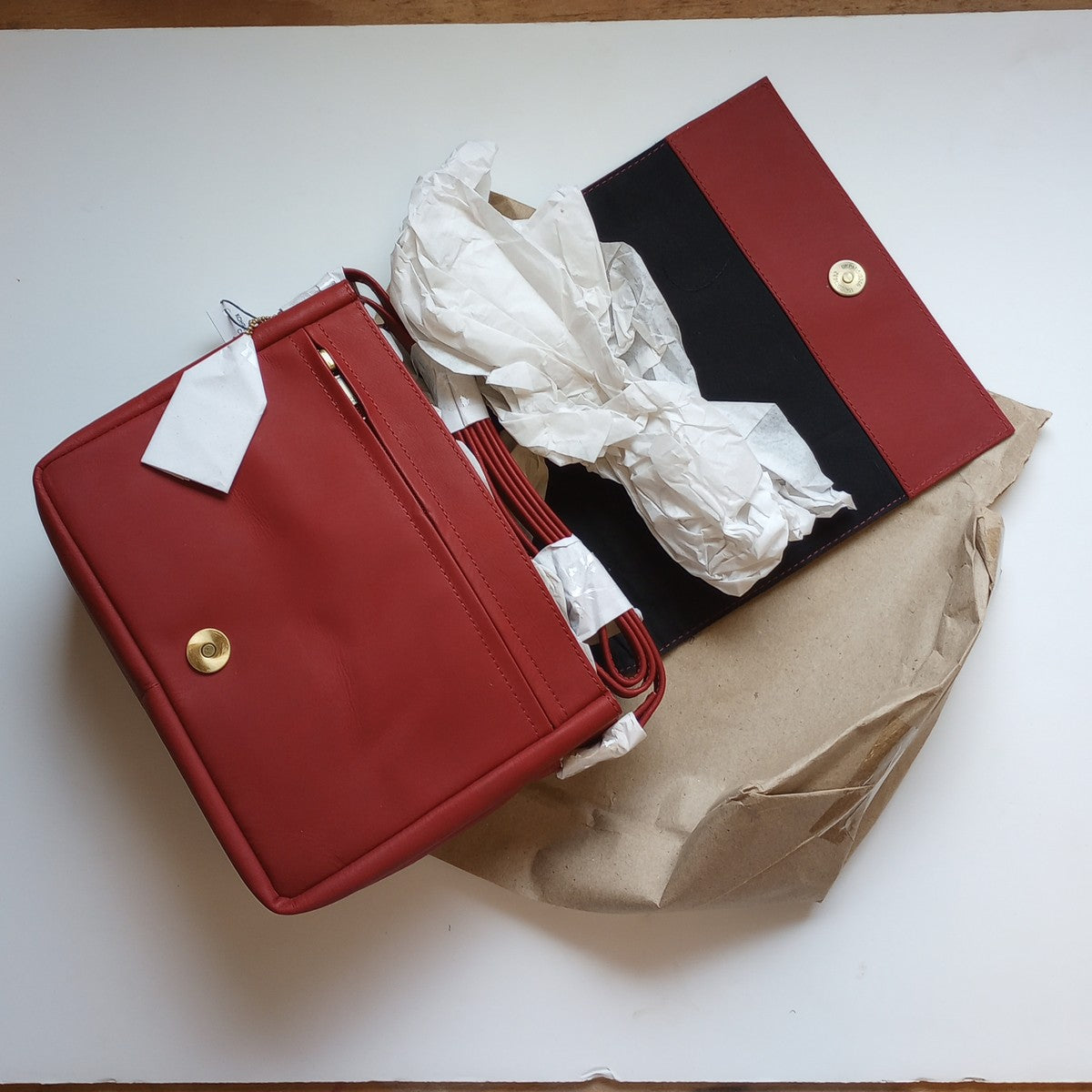 Purse 3 sections embossed leather 9Wx8 red