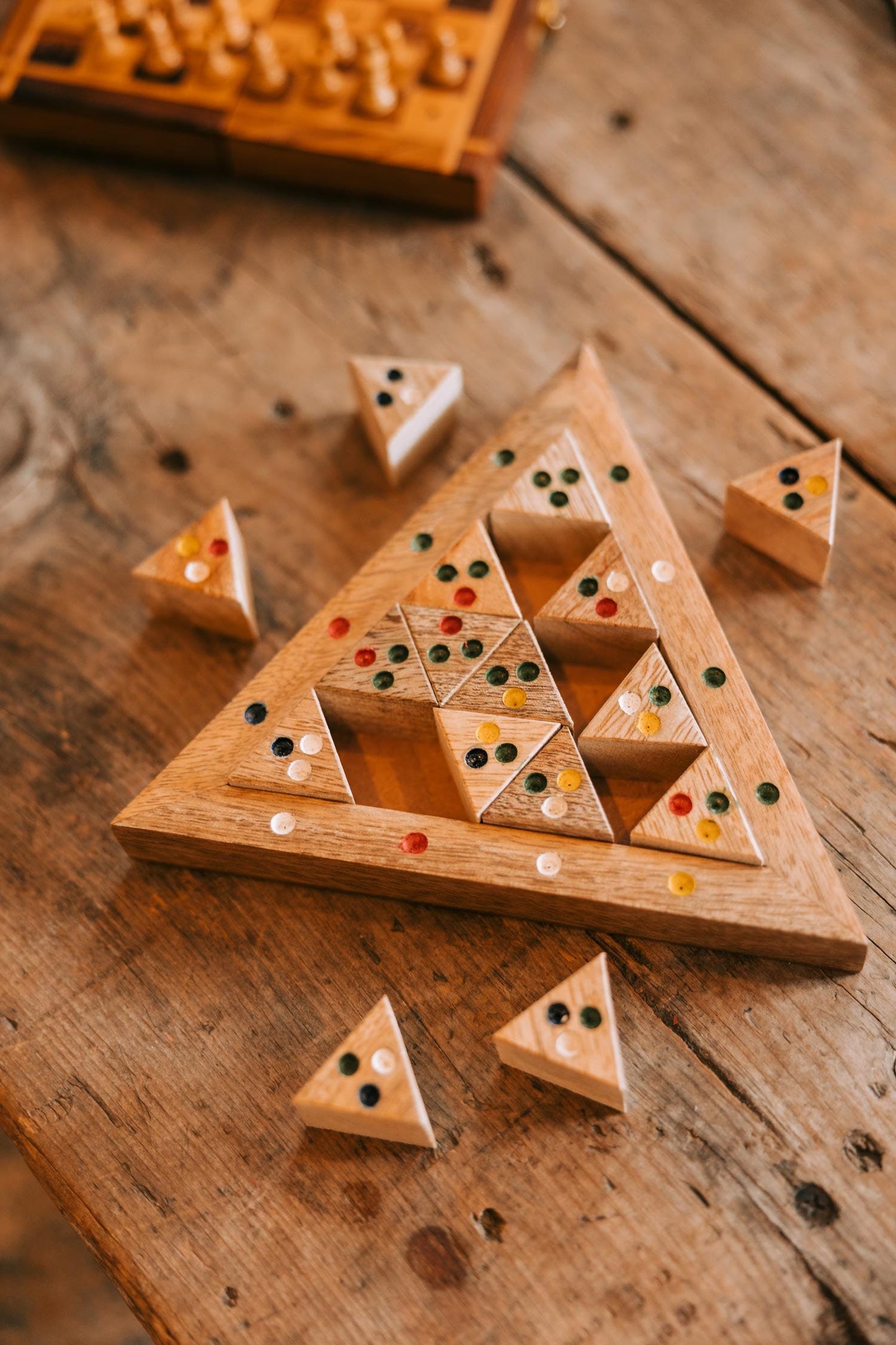 Game triangle match puzzle wood 7x7 brn/multi