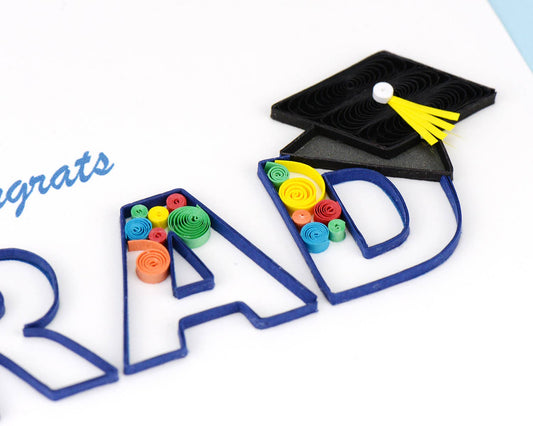 Quilled Greeting Card, "Congrats Grad Swirl"