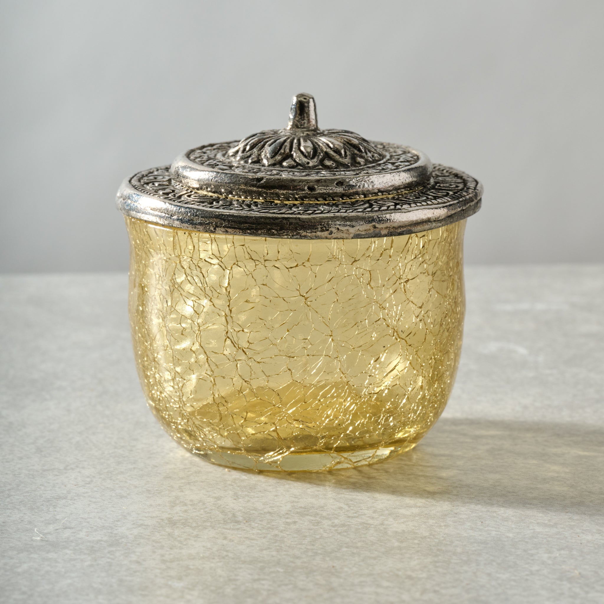 Jar with lid crackle glass/br 3Dx3H yellow/silver