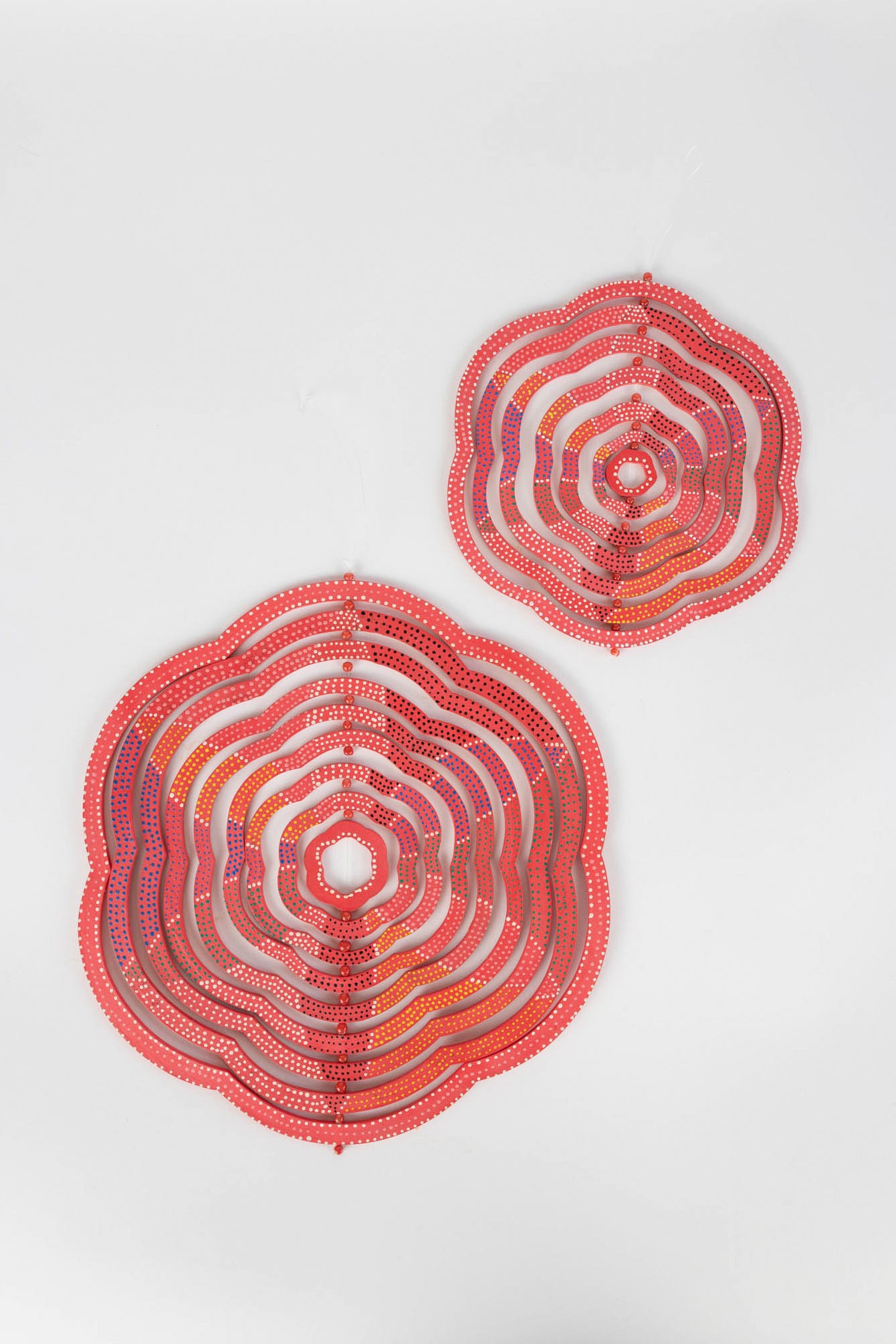 Wind spinner L dimensional MDF 12D red/multi