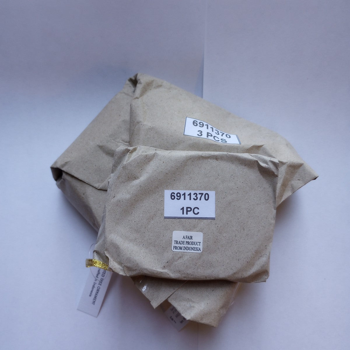 Ornament tree M/3 pntd wd 3Wx4H nat/wht/rd/grn