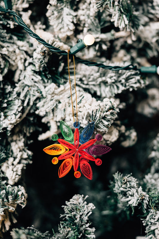 Ornament 6 pt snowflake M/3 quilled ppr 3D multi