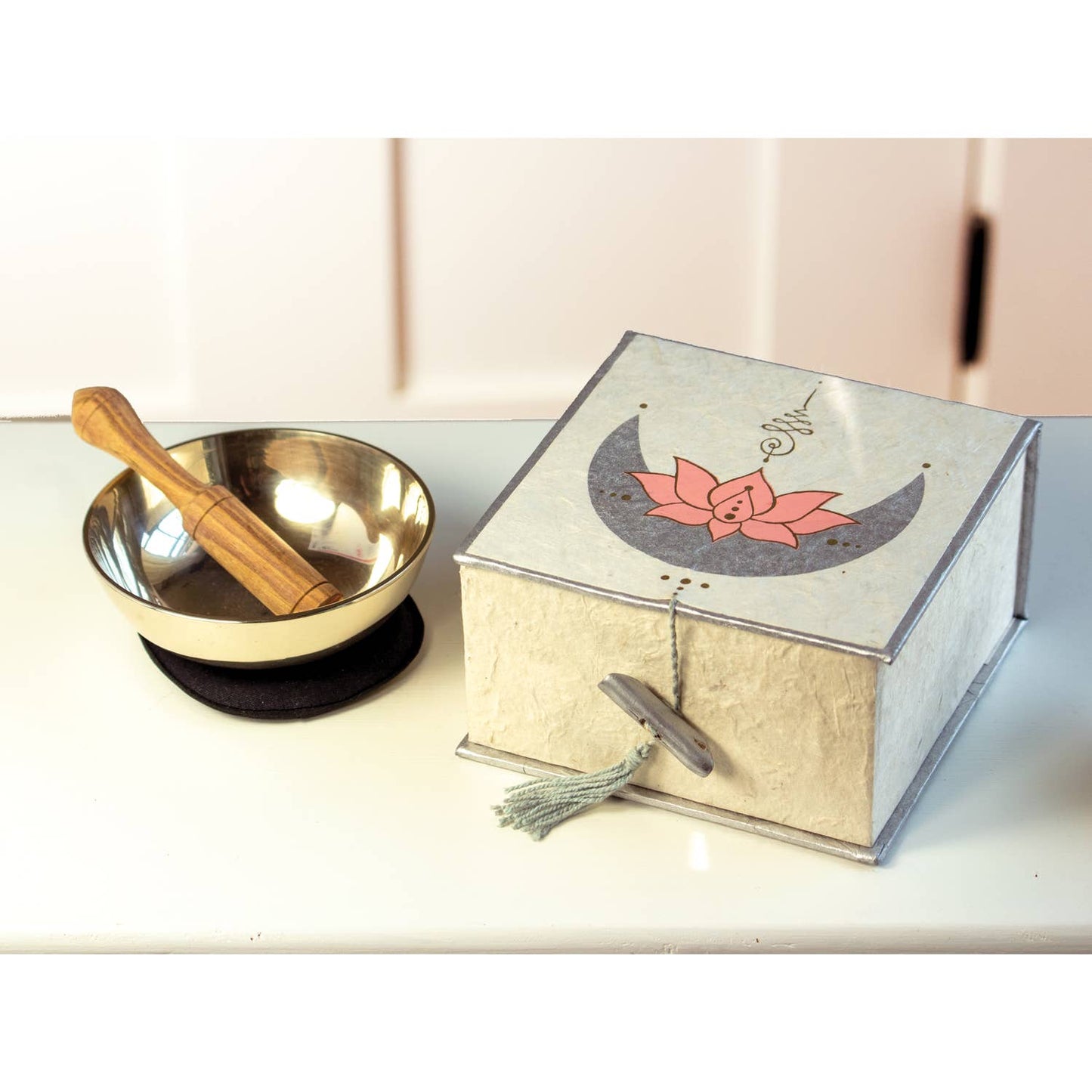 4" Meditation Singing Bowl, "Lotus Moon"