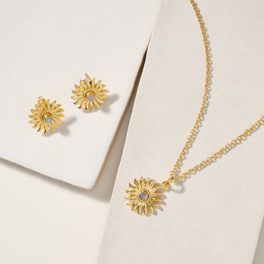Necklace, Sunburst Moonstone Pendant