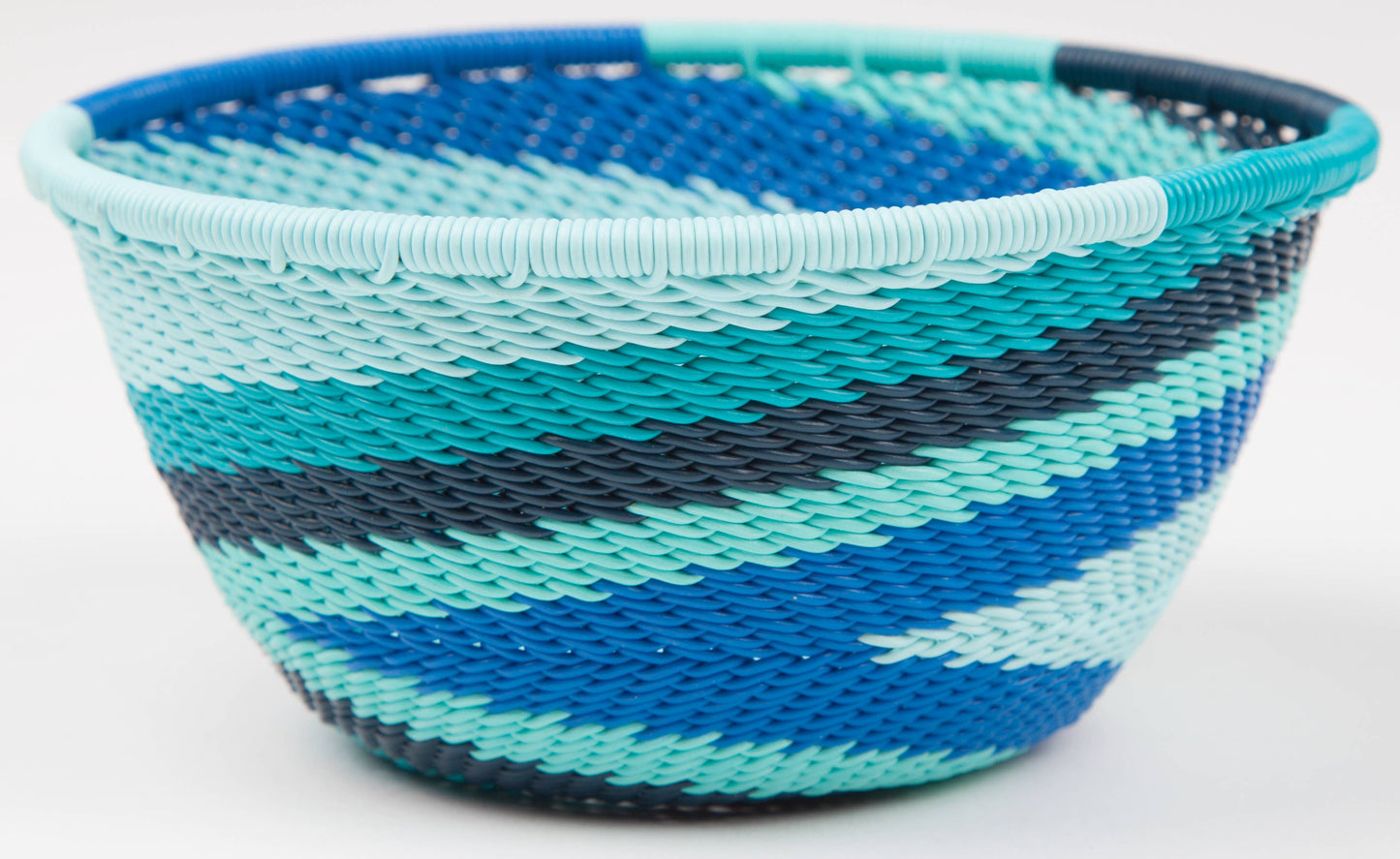 Small Round Zulu Wire Basket, Assorted Colors