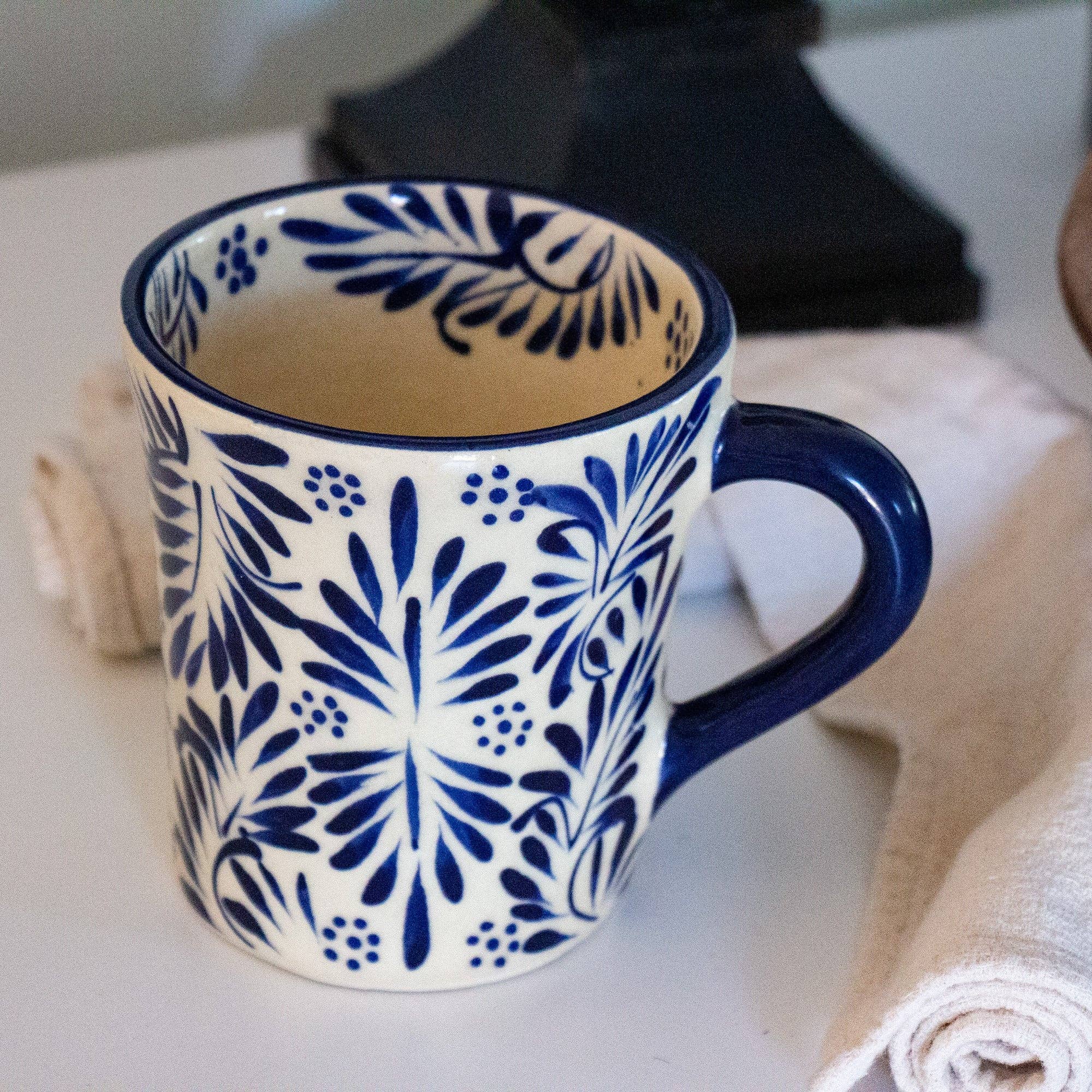 "Plumeodo" Encantada Ceramic Mug
