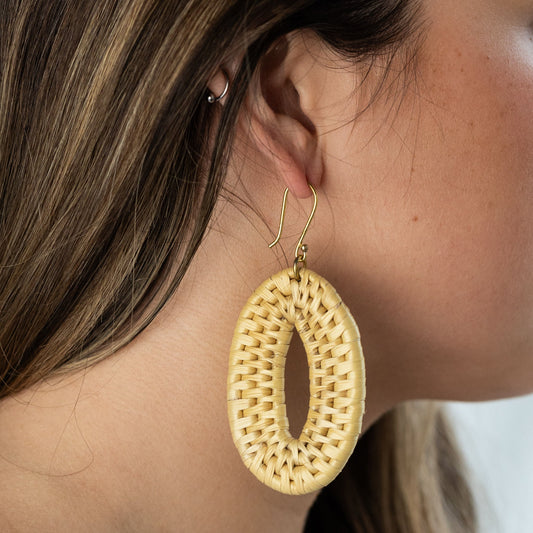 Earrings woven oval br/thatch grass 3.25L lt tan