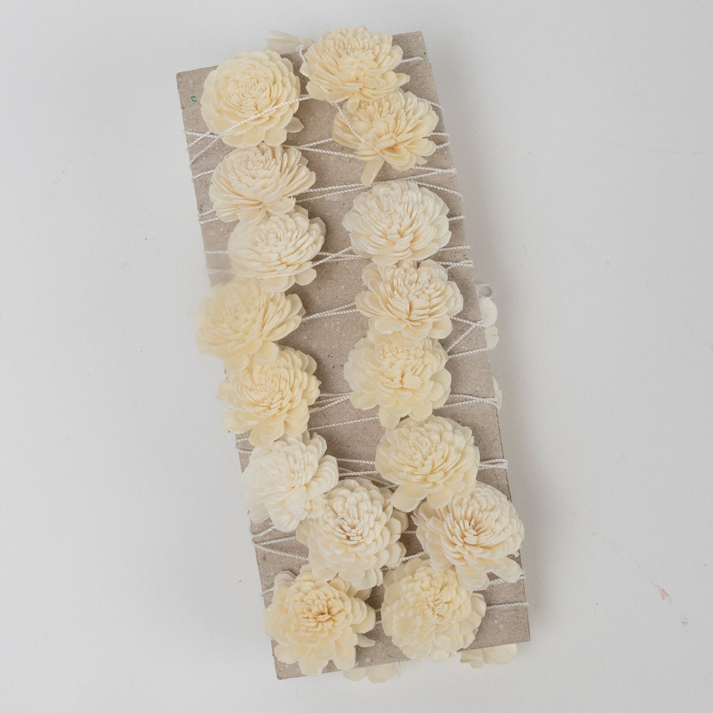 Garland 3D flowers shola wood 14ftL cream