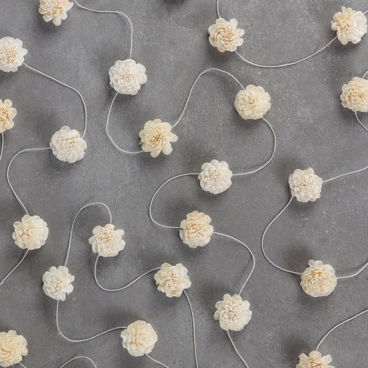 Garland 3D flowers shola wood 14ftL cream