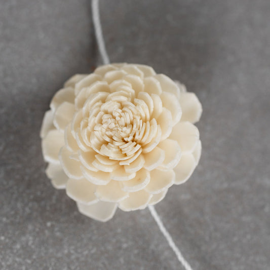 Garland 3D flowers shola wood 14ftL cream