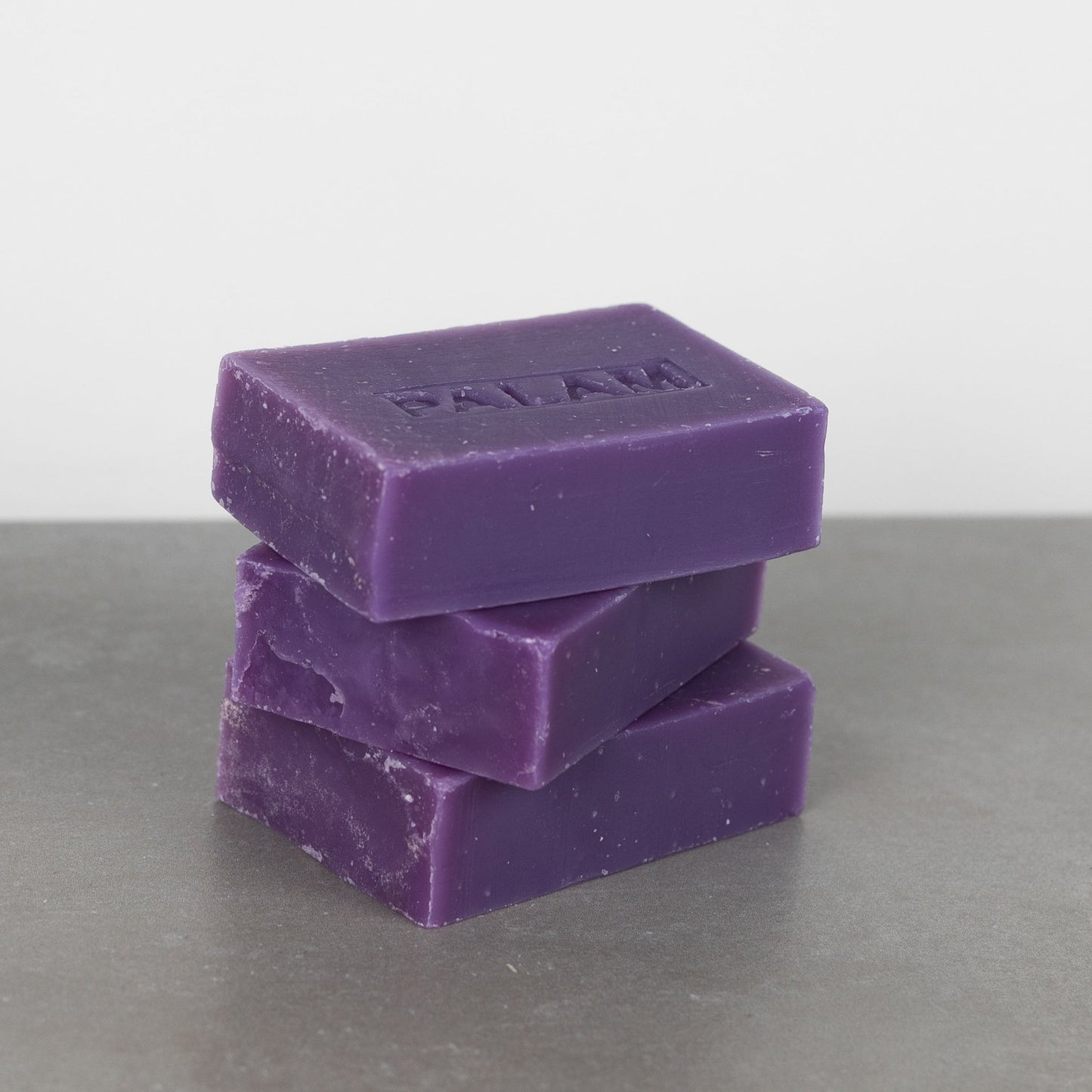 Shampoo bar M/5 blue clay/neem 3.2oz gray/wht