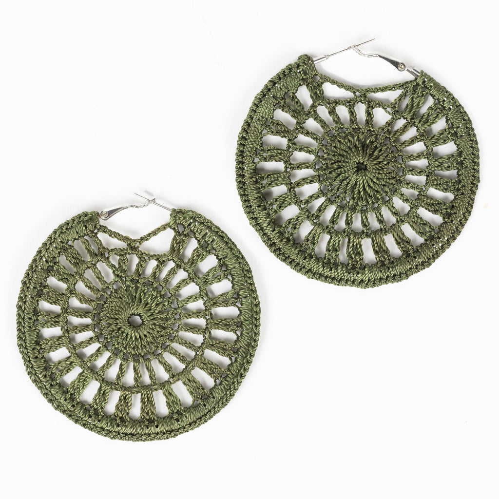 Earrings hoop crochet silk thread/iron 2.5D green
