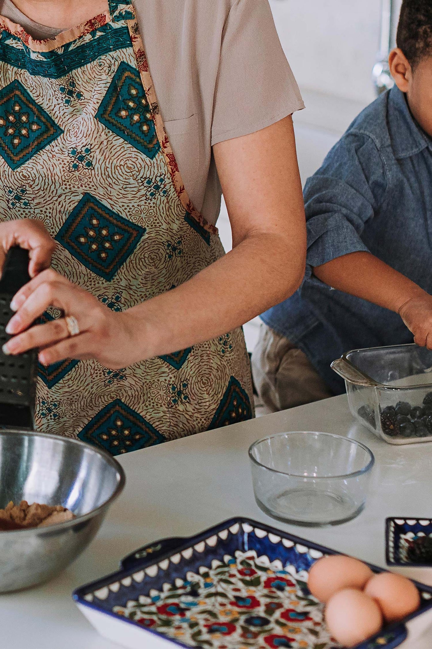 Platter floral hand painted ceramic 9sq blue/multi