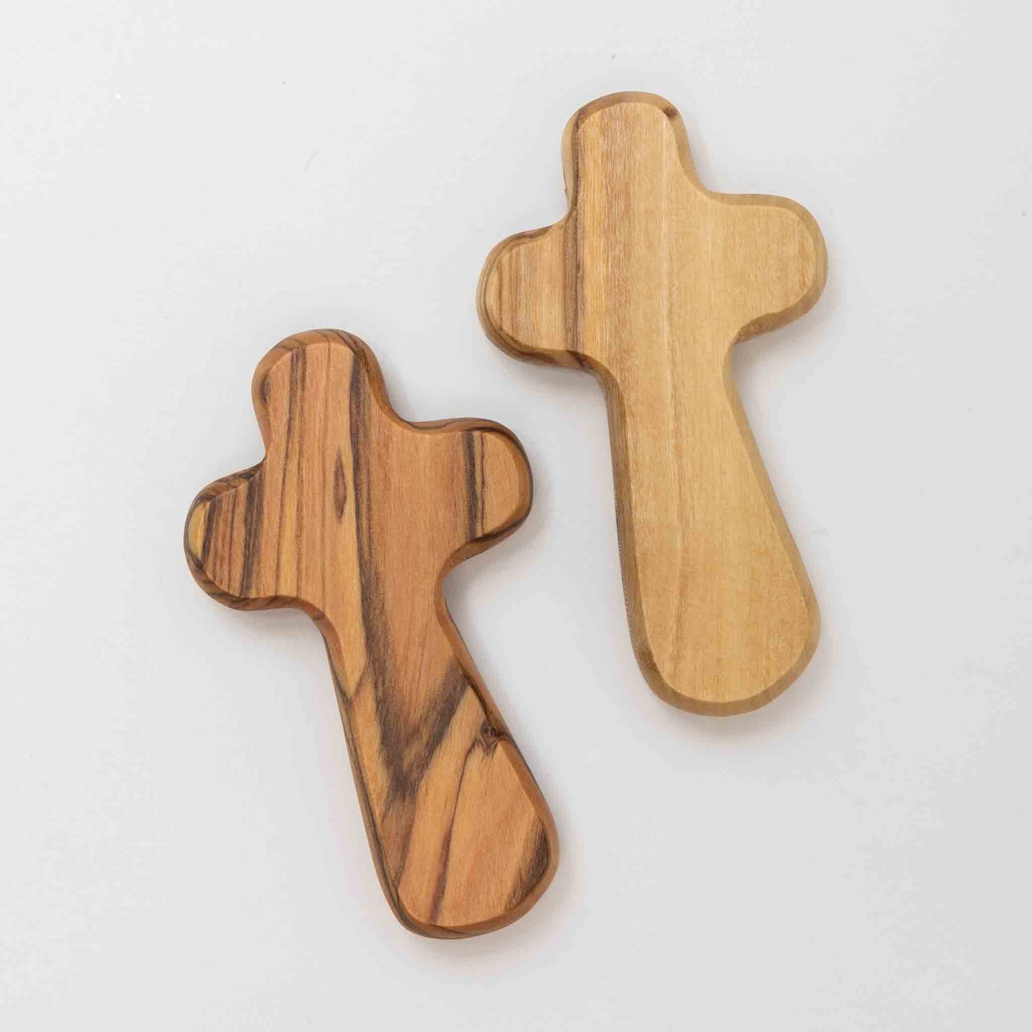 Cross pocket prayer M/3 w/card olive wood 2.5H nat