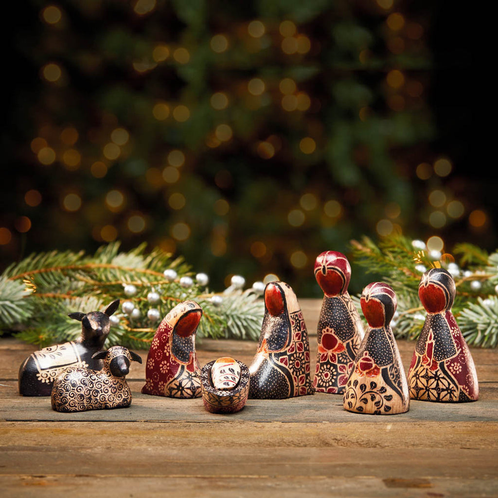 Merah Batik Hand Carved Nativity