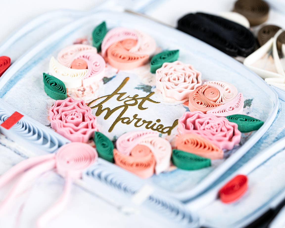 Quilled Greeting Card, "Just Married Car"