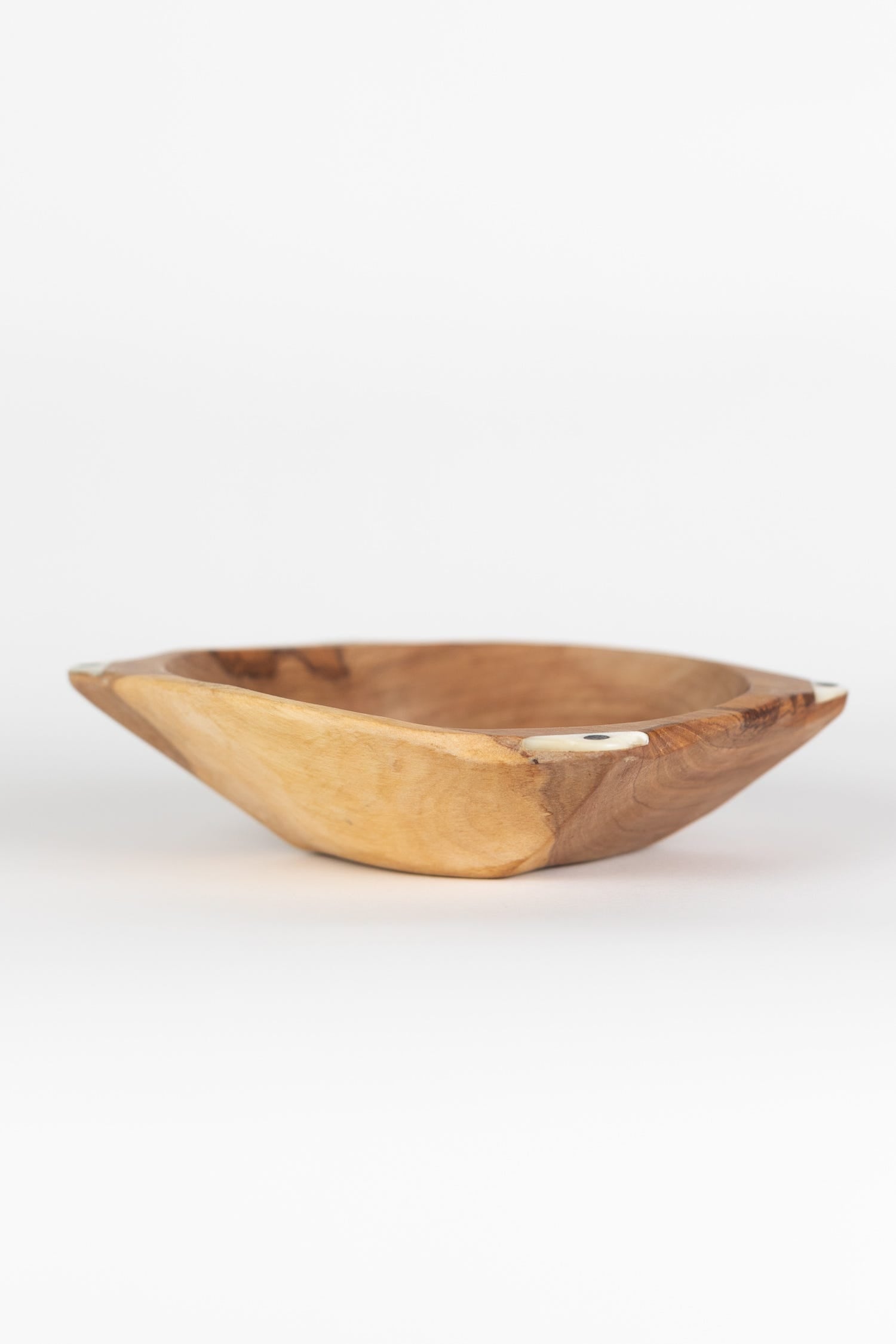 Bowl squared bone inlay olive wd 7.5Dx2H brn/wht