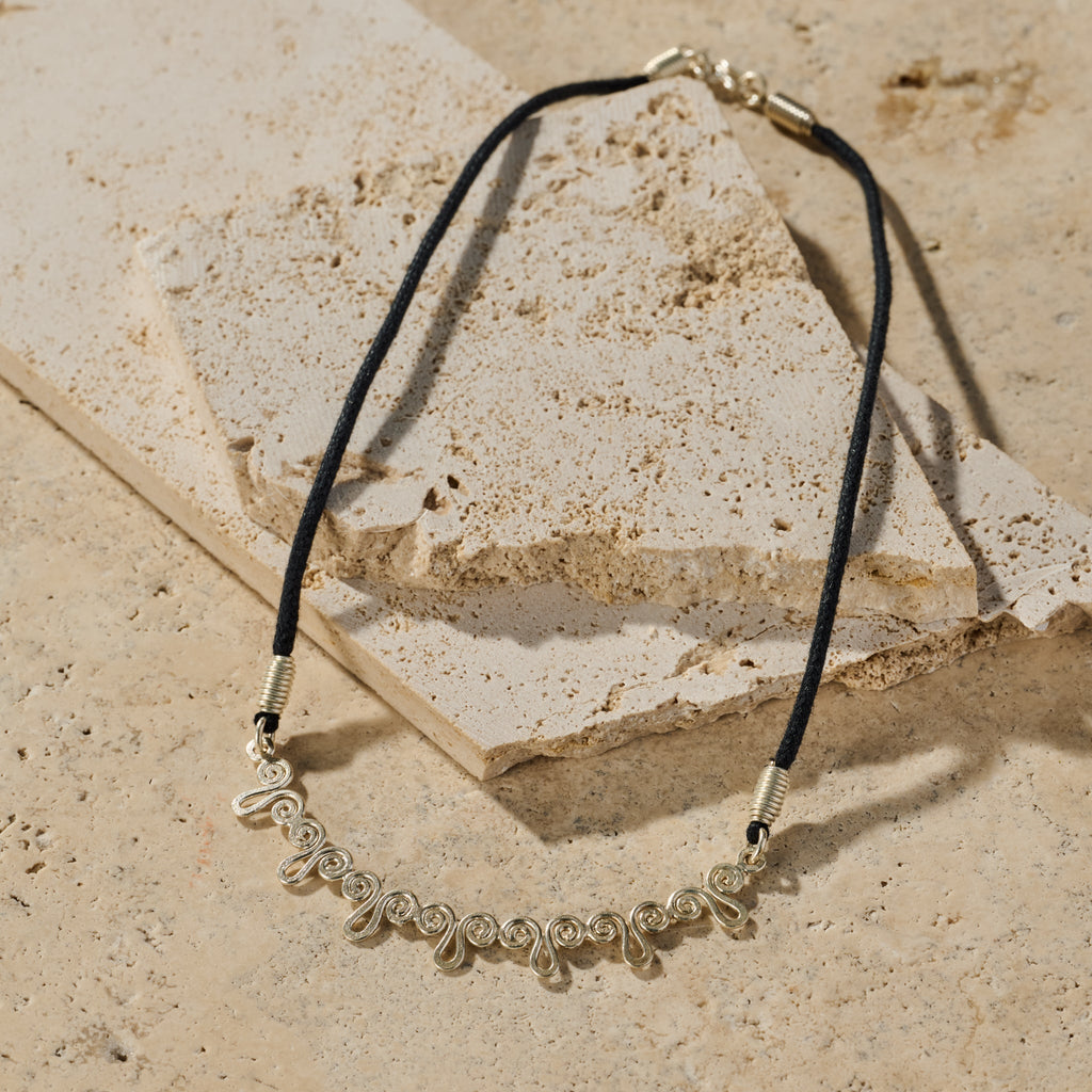 Kitanzi Twisted Metal Necklace