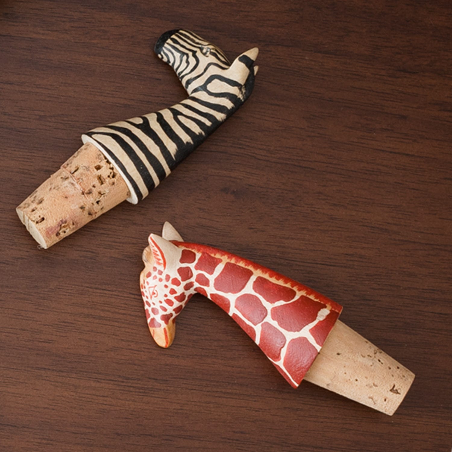 Bottle topper giraffe M/3 wood/cork