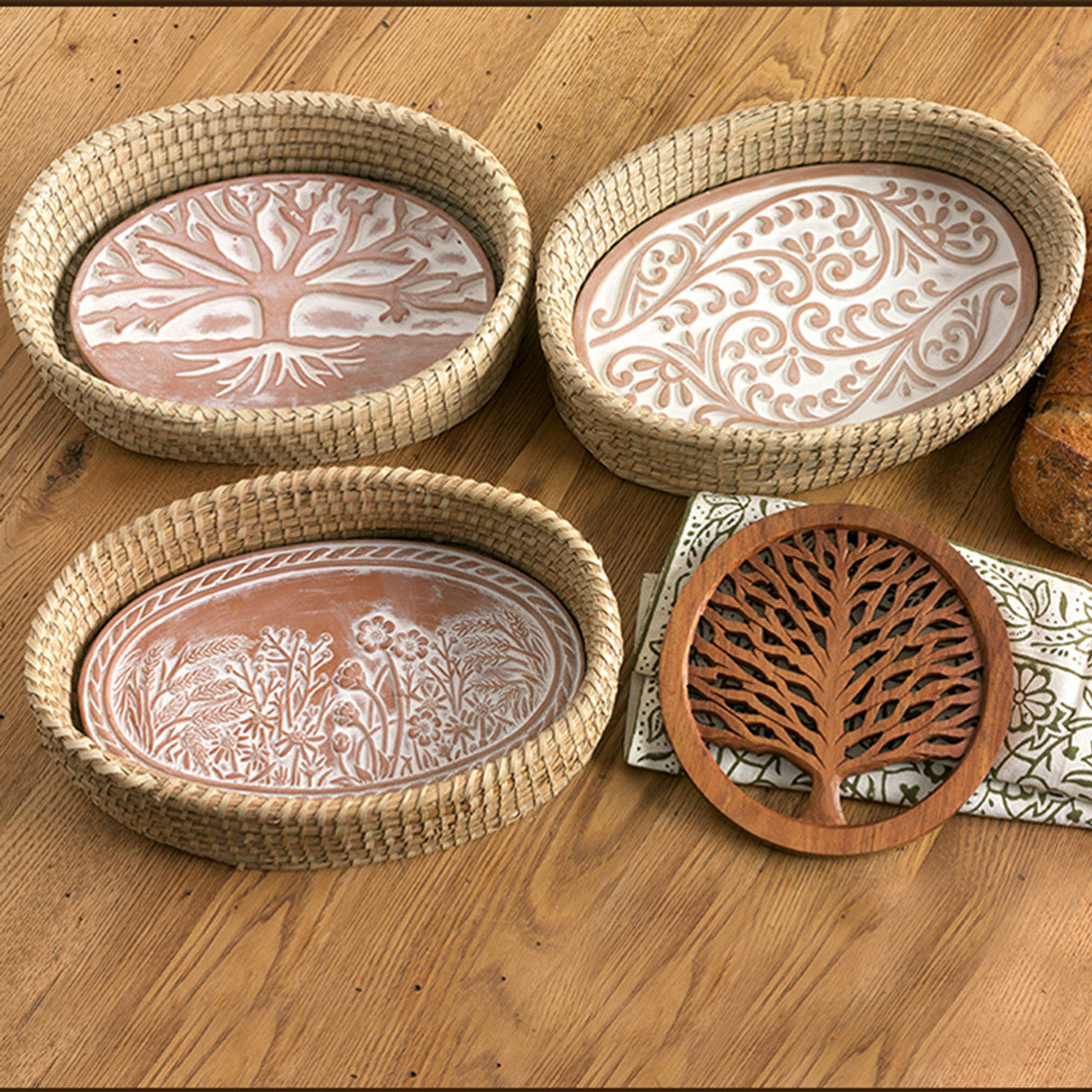 "Double Vine" Bread Warmer Bread Basket