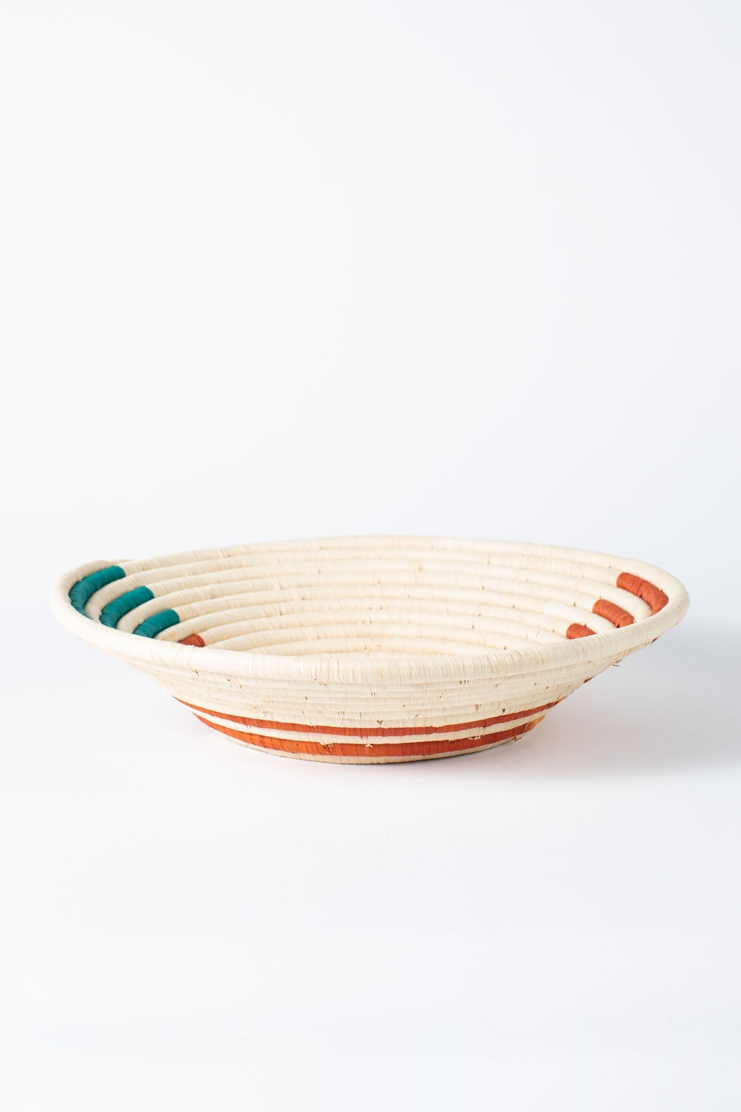 Basket spiral lines raffia 12Dx3H nat/rust/teal