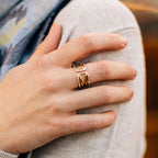 Ring crossing spiral bombshell .5W silver/brass