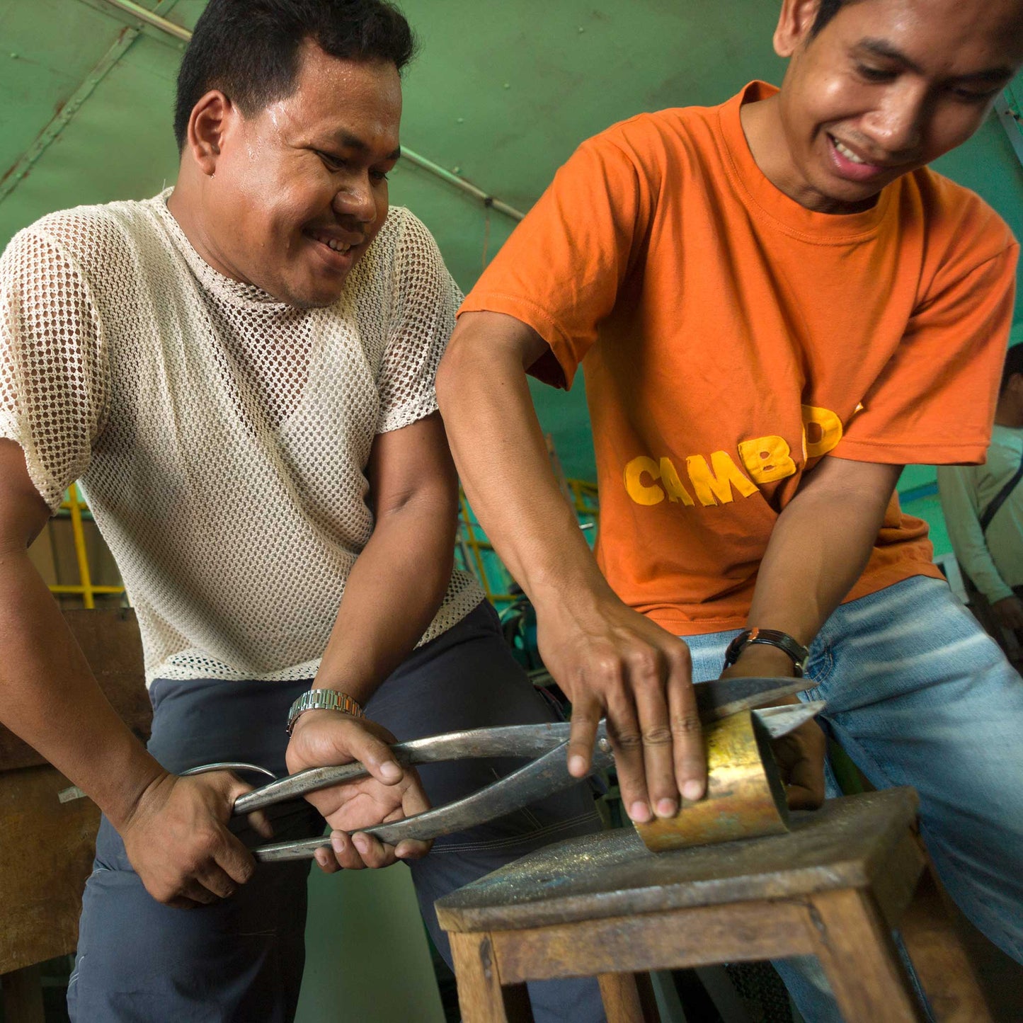 Ring cuff guiding star bombshell .4D brass