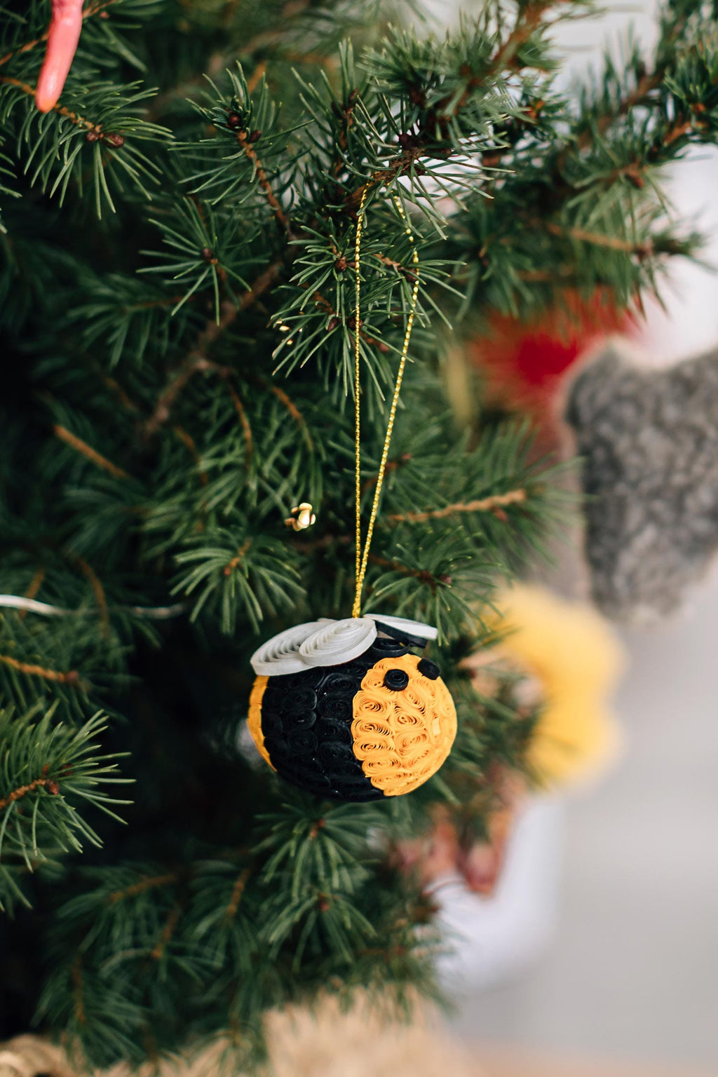 Ornament bee M/3 quill paper 2L black/yellow