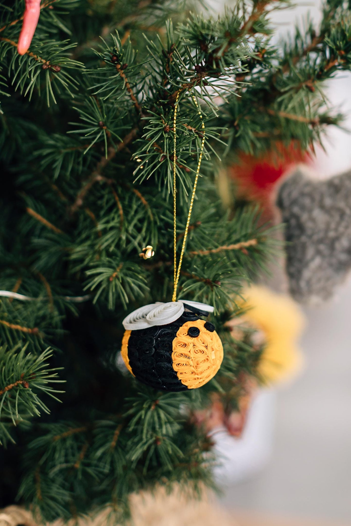 Ornament bee M/3 quill paper 2L black/yellow