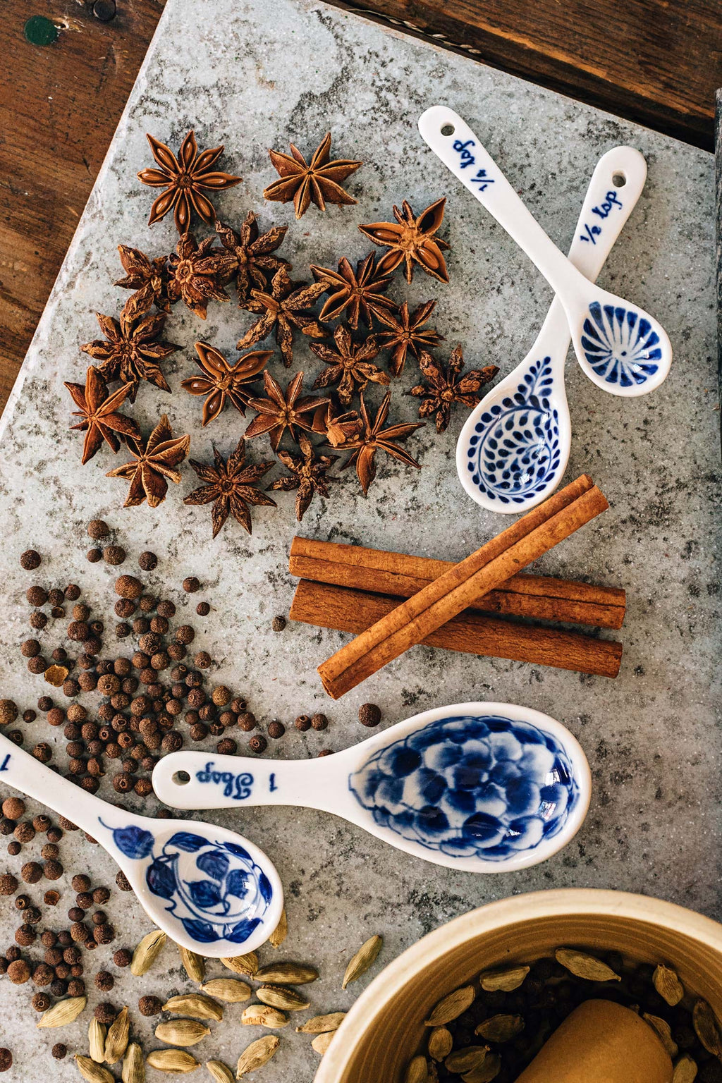 Spoons measuring s/4 cer blu/wht